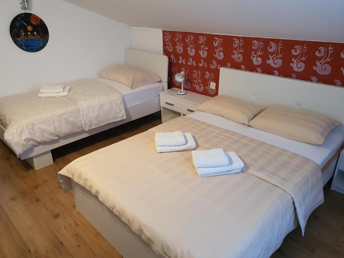 Apartma Louis Dutovlje Eksteriør bilde